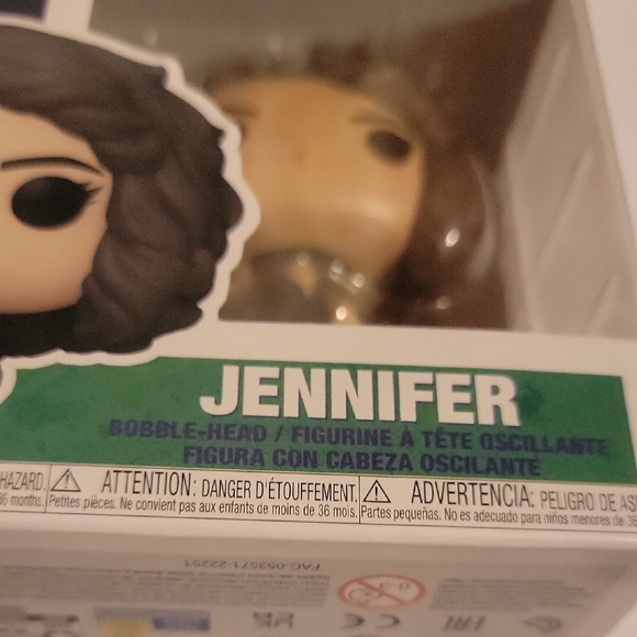 Funko Pop She-Hulk Series with Green and Purple - Picture 5 of 5